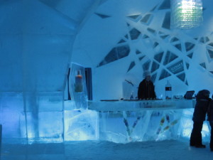 Icebar_Icehotel_JukkasjÃ¤rvi_2012